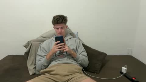 Snapshot of unverifiedbwc chatting on 2, 4, 2026 Stepbro online show from 2, 4, 2026