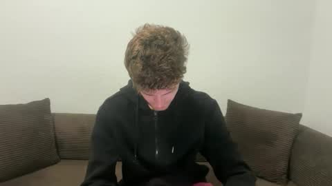 Snapshot of unverifiedbwc chatting on 6, 4, 2026 Stepbro online show from 6, 4, 2026