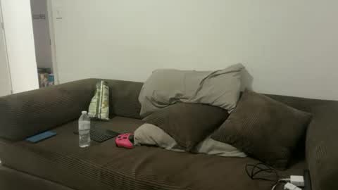 Snapshot of unverifiedbwc chatting on 8, 4, 2026 Stepbro online show from 8, 4, 2026