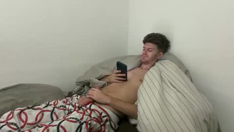 Snapshot of unverifiedbwc chatting on 9, 4, 2026 Stepbro online show from 9, 4, 2026