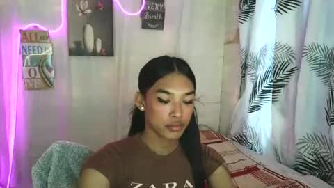 ur_dazzlingmorenaxx online show from 18, 4, 2026