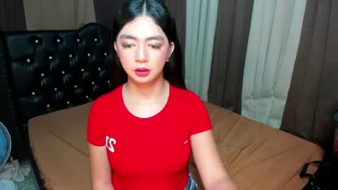 ur_girl_dwalker online show from 19, 6, 2026