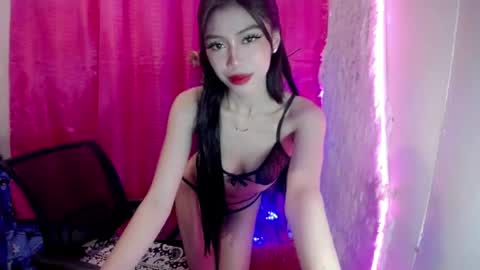 Snapshot of ur_pinay_daniella chatting on 24, 7, 2026 sweet princess online show from 24, 7, 2026