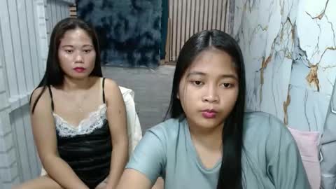 Snapshot of ur_prettymitch chatting on 17, 12, 2025 ur_prettymitch online show from 17, 12, 2025