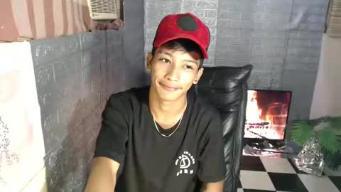 Snapshot of ur_raffy chatting on 3, 3, 2025 ur_raffy online show from 3, 3, 2025