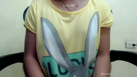 Snapshot of ur_small_girl chatting on 6, 10, 2025 ur_small_girl online show from 6, 10, 2025