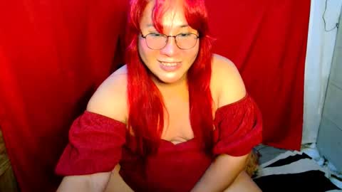 Snapshot of uramazingbomshel chatting on 22, 10, 2025 pretitit micole online show from 22, 10, 2025