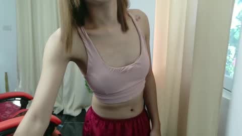 Snapshot of urasian_crisa chatting on 4, 11, 2025 urasian_crisa online show from 4, 11, 2025