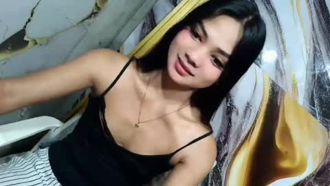 urasian_latinaxxx online show from 16, 7, 2026