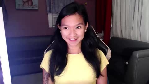 NEWRA  ALLISON online show from 28, 10, 2025