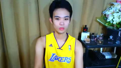 urasiancumboix2 online show from 18, 11, 2025