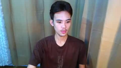 Snapshot of urasiancumboix2 chatting on 21, 5, 2026 urasiancumboix2 online show from 21, 5, 2026