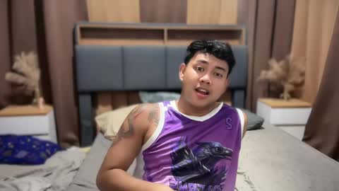urasiankyler online show from 8, 7, 2026