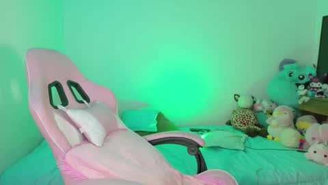 Danielle  online show from 10, 5, 2026