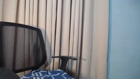 Snapshot of urbbgurl_lynxx chatting on 6, 10, 2025 Urbbgurl lynxx online show from 6, 10, 2025