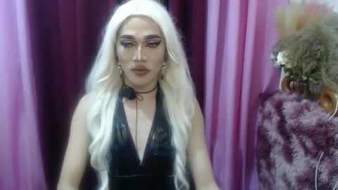 Snapshot of urcumgirlasiants chatting on 24, 9, 2025 KENDALL online show from 24, 9, 2025