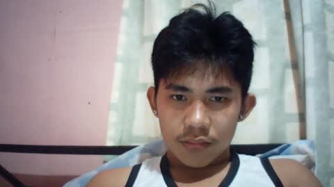 Snapshot of urcutie_asianboy chatting on 14, 11, 2025 KEN online show from 14, 11, 2025