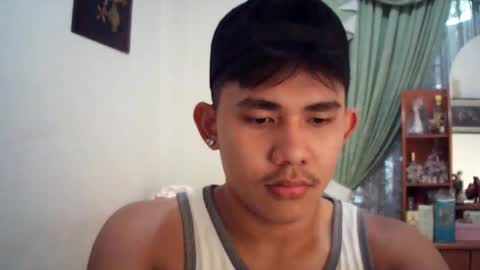 Snapshot of urcutie_asianboy chatting on 16, 12, 2025 KEN online show from 16, 12, 2025