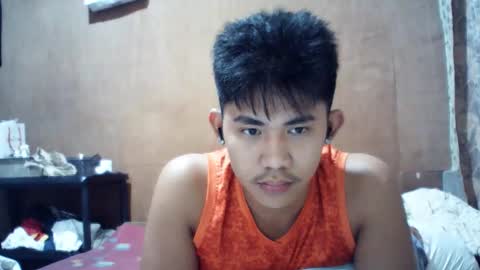 Snapshot of urcutie_asianboy chatting on 20, 12, 2025 KEN online show from 20, 12, 2025