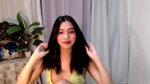 Snapshot of urdreamgirl_ chatting on 20, 1, 2025 Trixie online show from 20, 1, 2025