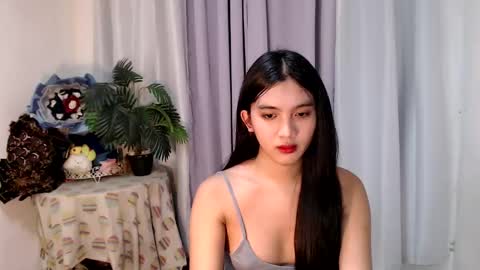 Snapshot of urdreamgirl_ chatting on 8, 3, 2025 Trixie online show from 8, 3, 2025