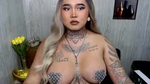 Snapshot of urfabtattooqueen chatting on 24, 6, 2026 Maxxie online show from 24, 6, 2026