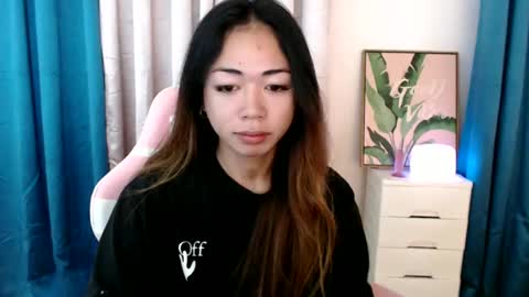 Snapshot of urfantacyjamaica chatting on 11, 2, 2025 ayumi reacher online show from 11, 2, 2025