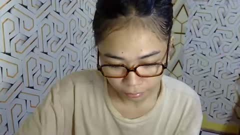 ayumi reacher online show from 18, 3, 2026