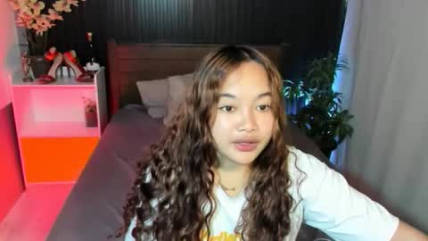 Scarlet online show from 19, 10, 2025