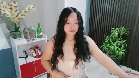 Scarlet online show from 19, 12, 2025