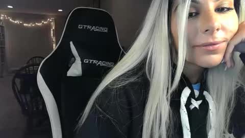 Snapshot of urgoddessmarla chatting on 4, 10, 2025 Goddess Marla online show from 4, 10, 2025