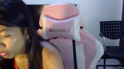 urhayumi_slut online show from 28, 10, 2025