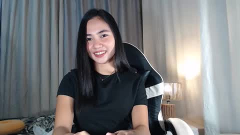 Snapshot of urhot_angelica chatting on 18, 2, 2026 Angelica online show from 18, 2, 2026