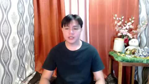 Snapshot of urhunky_ivan chatting on 28, 12, 2024 urhunky_ivan online show from 28, 12, 2024