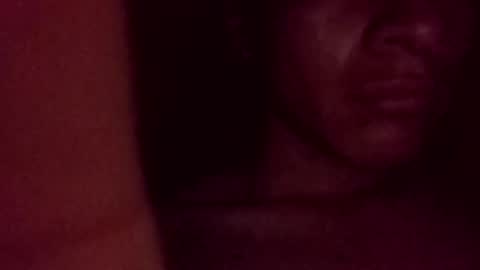 Uriel sgueme en ig  online show from 9, 1, 2025