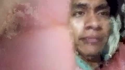 Uriel sgueme en ig  online show from 27, 1, 2025