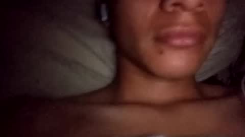 Uriel sgueme en ig  online show from 31, 1, 2025