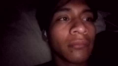 Uriel sgueme en ig  online show from 8, 2, 2025