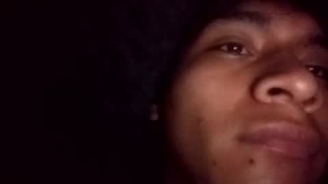 Uriel sgueme en ig  online show from 29, 9, 2025