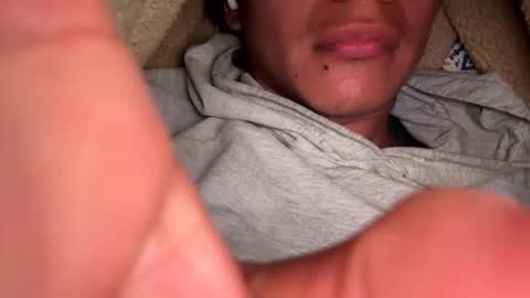 Uriel sgueme en ig  online show from 23, 5, 2026