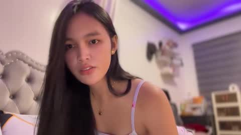 Amira online show from 11, 11, 2025