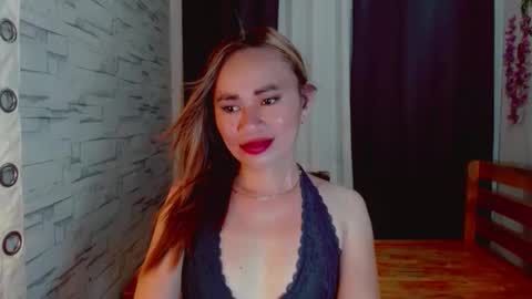 urlovely_che online show from 24, 3, 2026