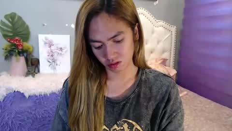 Snapshot of urlovelypinayxxx chatting on 10, 6, 2026 MIYA online show from 10, 6, 2026