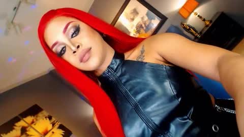 UrMajestyTyra online show from 23, 10, 2025