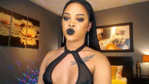 UrMajestyTyra online show from 27, 3, 2026