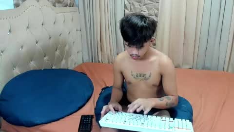 urmasterhardcock online show from 27, 5, 2026