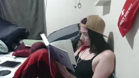 Snapshot of urmomalexx chatting on 5, 5, 2026 urmomalexx online show from 5, 5, 2026
