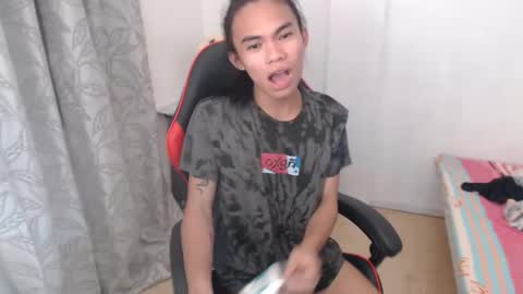 Snapshot of urnaughtysexy_alina chatting on 19, 9, 2025 Your sexy alina online show from 19, 9, 2025