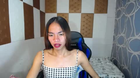 urpinay_cassy online show from 17, 2, 2025