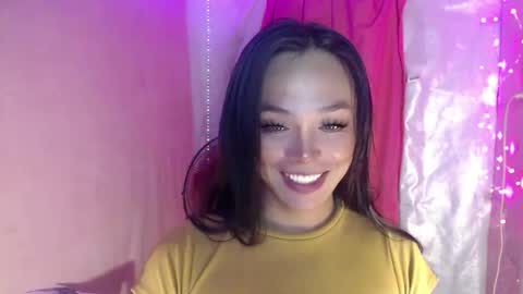 Snapshot of ursexy_debra chatting on 3, 2, 2026 TYRA online show from 3, 2, 2026